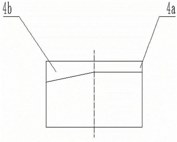 Cotton collector for reinforcing three-dimensional control of fiber strand