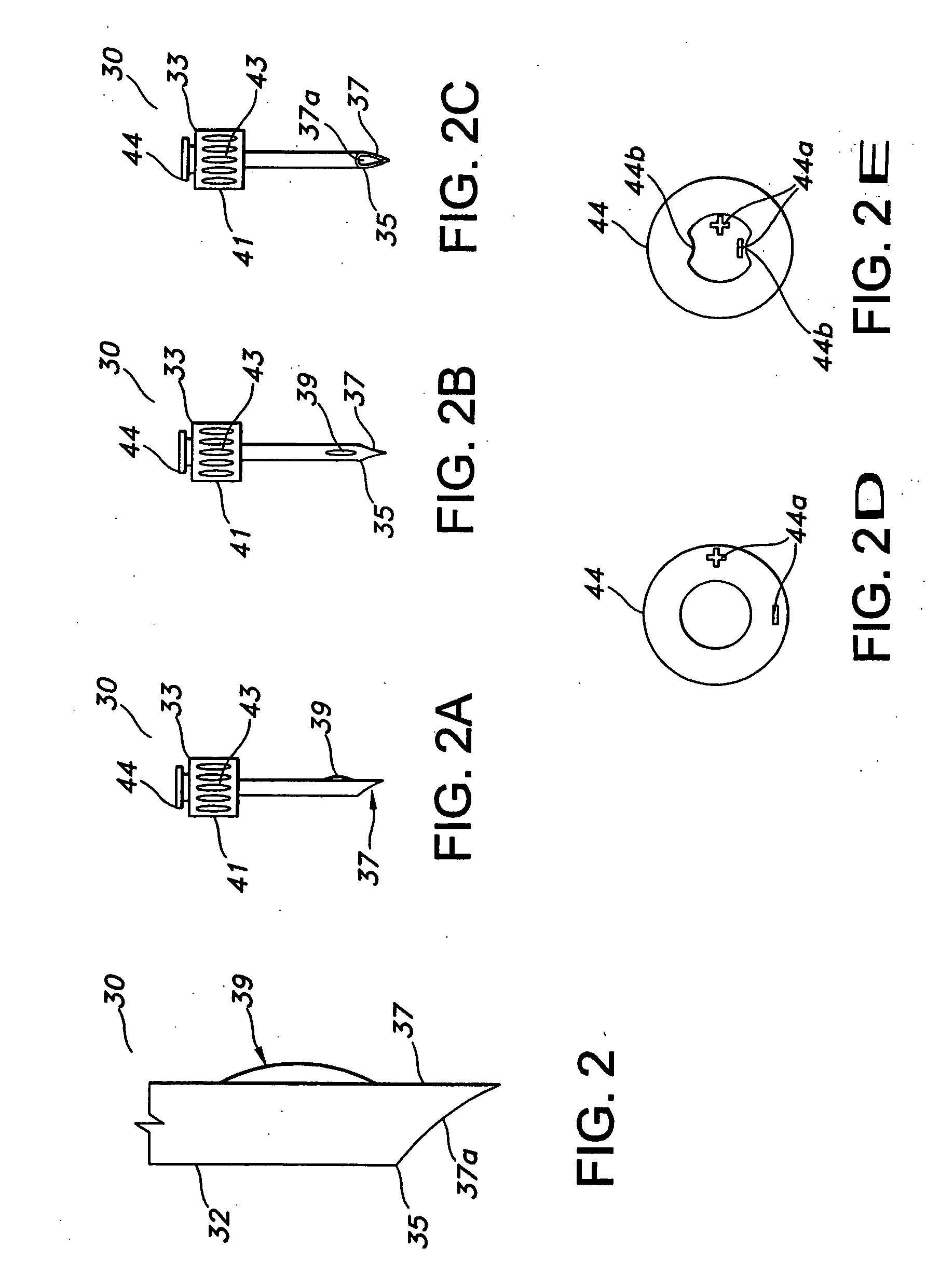 Valve port assembly with coincident engagement member for fluid transfer procedures