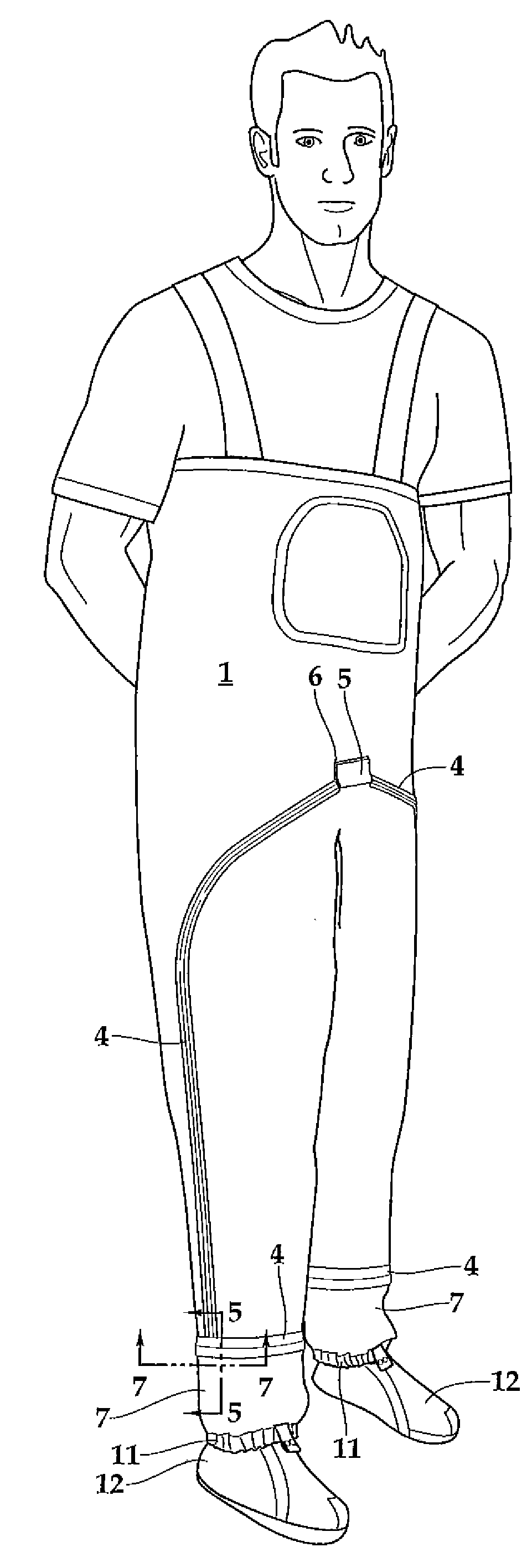 Wader with quick-release system for evacuation of water