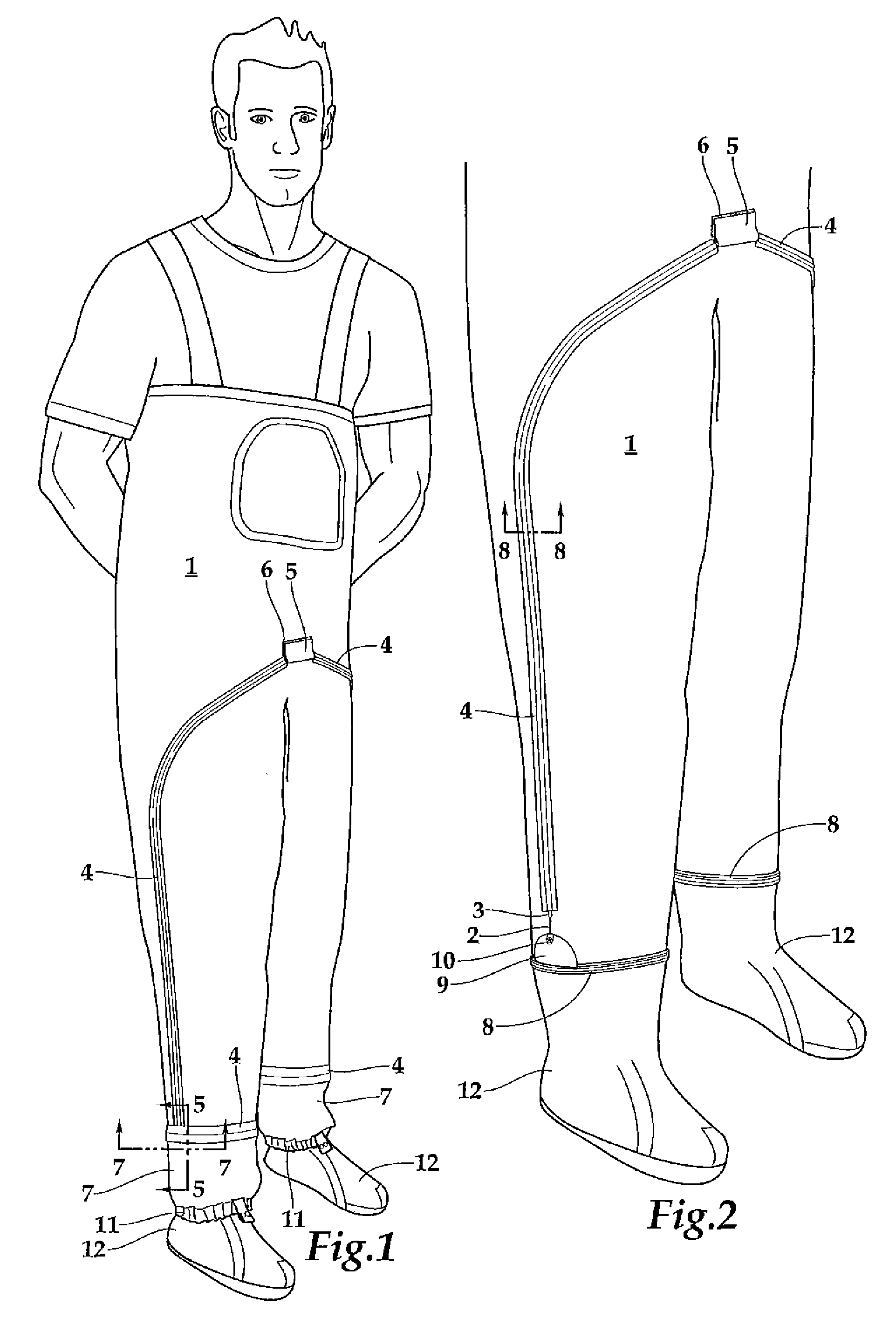 Wader with quick-release system for evacuation of water