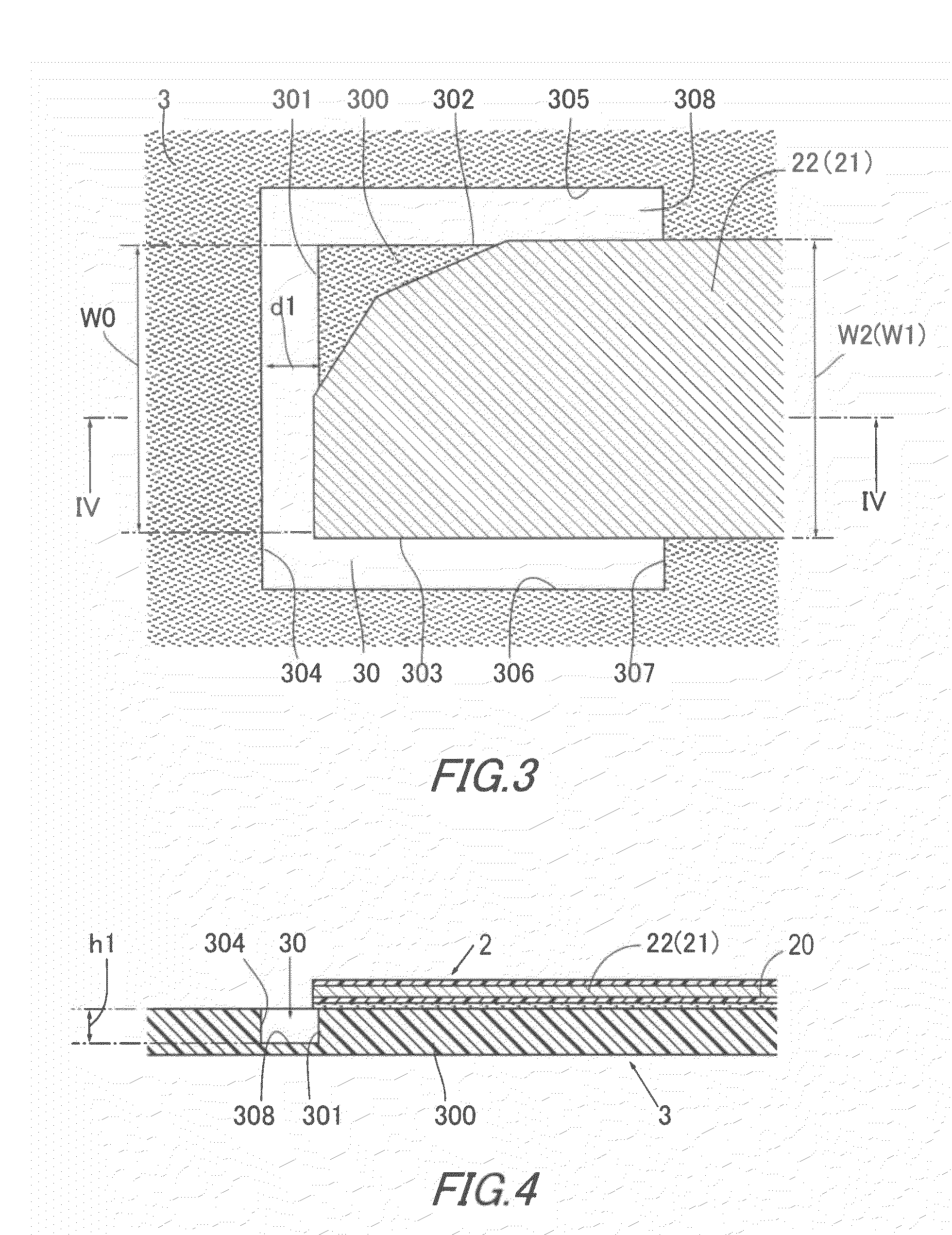 Antenna and communication device