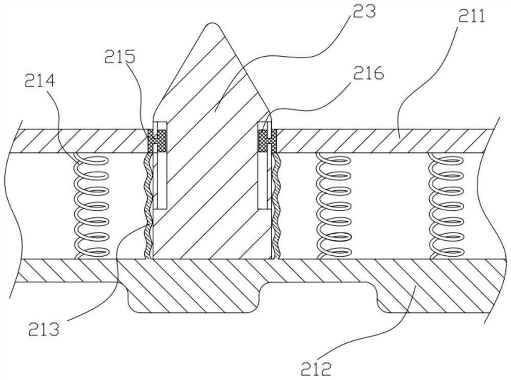 Automatic cap screwing mechanism for cosmetic bottle