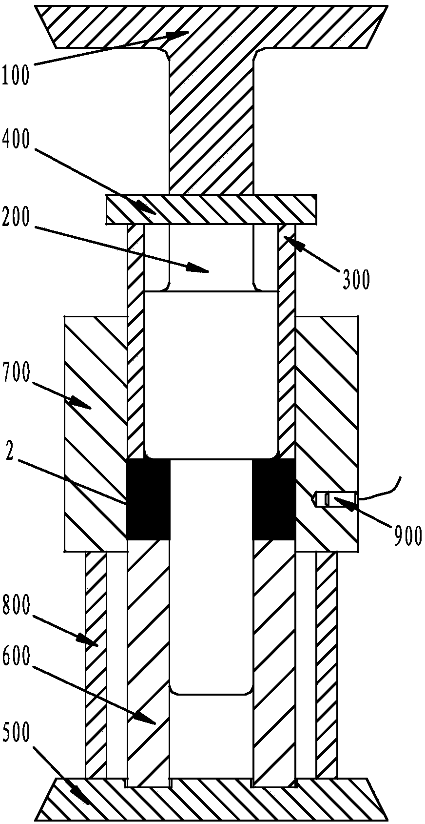 Forming method and die of anisotropic annular magnet