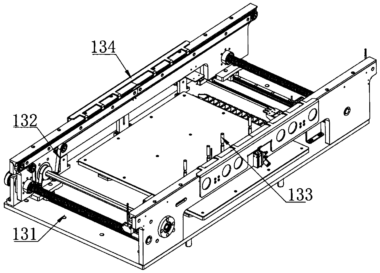 Multi-station labeling device based on mechanical arm