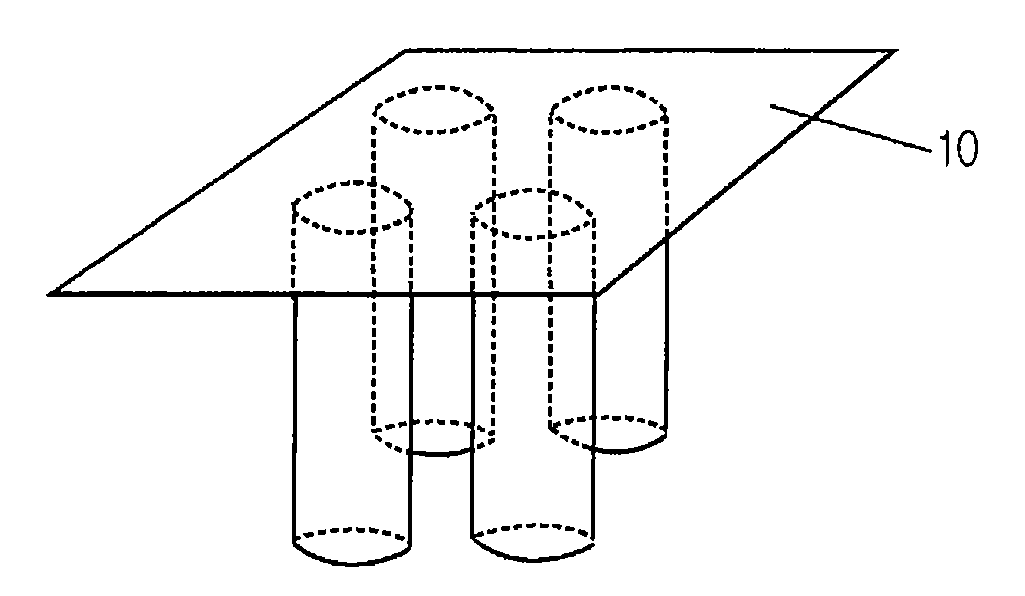 Solid type microneedle and methods for preparing it