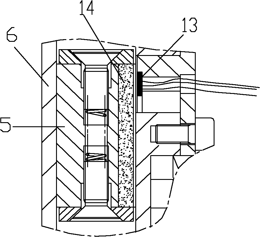 Electronic tube type transmission and sensing fine trimming intelligent oil feeder