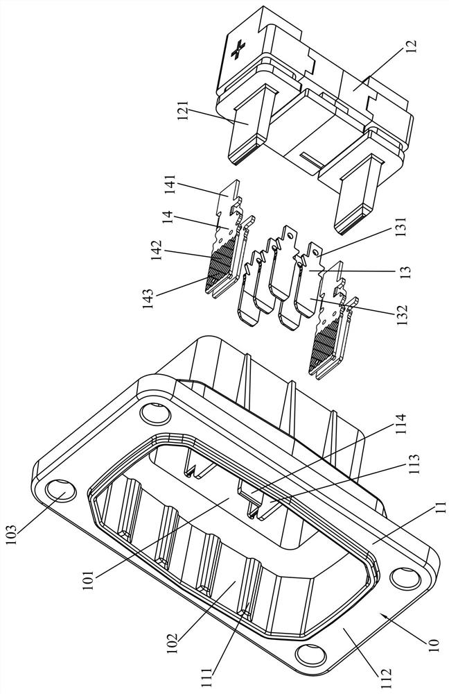 Circuit connector assembly capable of allowing large current to pass through