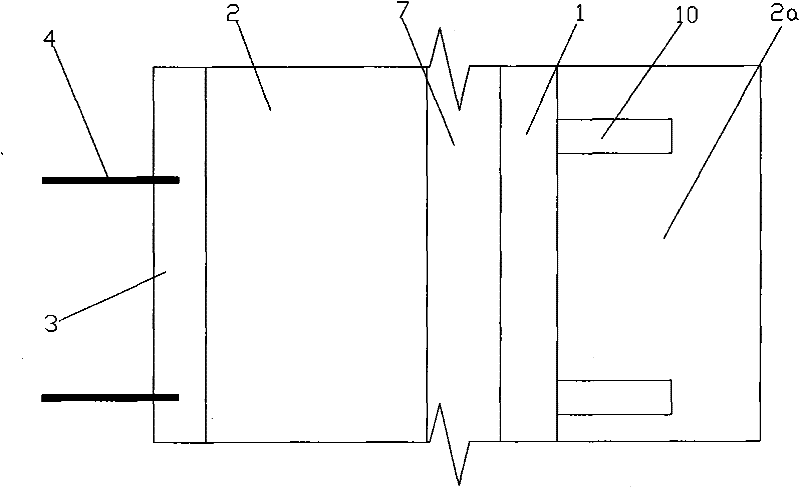 Integral type T-shaped outer cantilever roads and construction method thereof