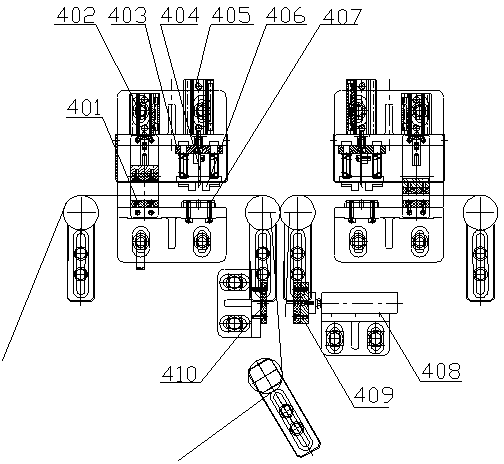 Three-dimensional punching mechanism and punching method of disposable sanitary material